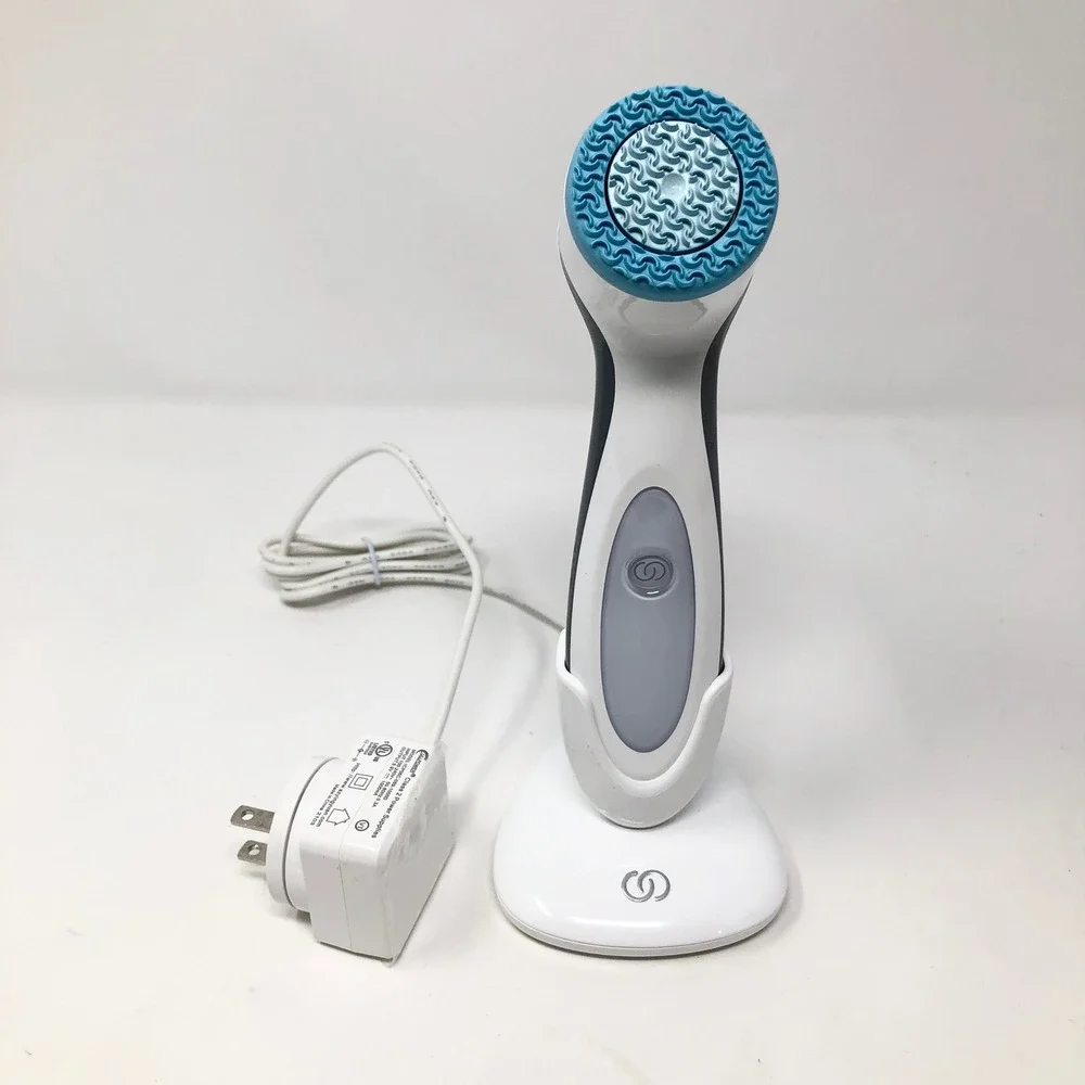 Nu Skin ageLOC LumiSpa Facial Cleansing Device White Blue with Charging Base